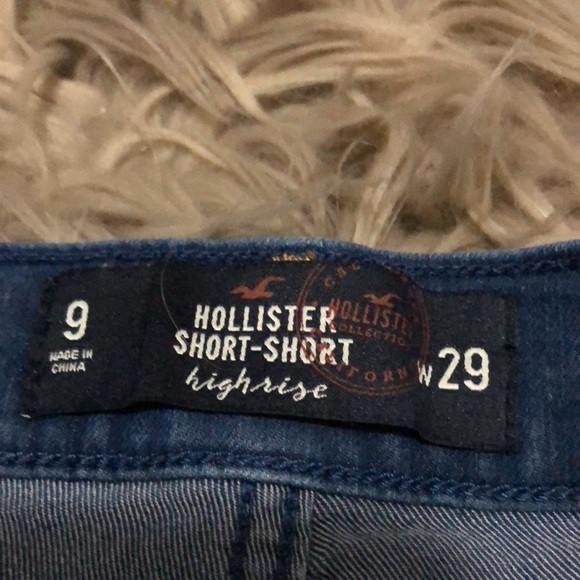 Hollister Short Short High Rise-Sz 9/29-Dark Wash-Frayed Hem-EUC - Picture 5 of 10